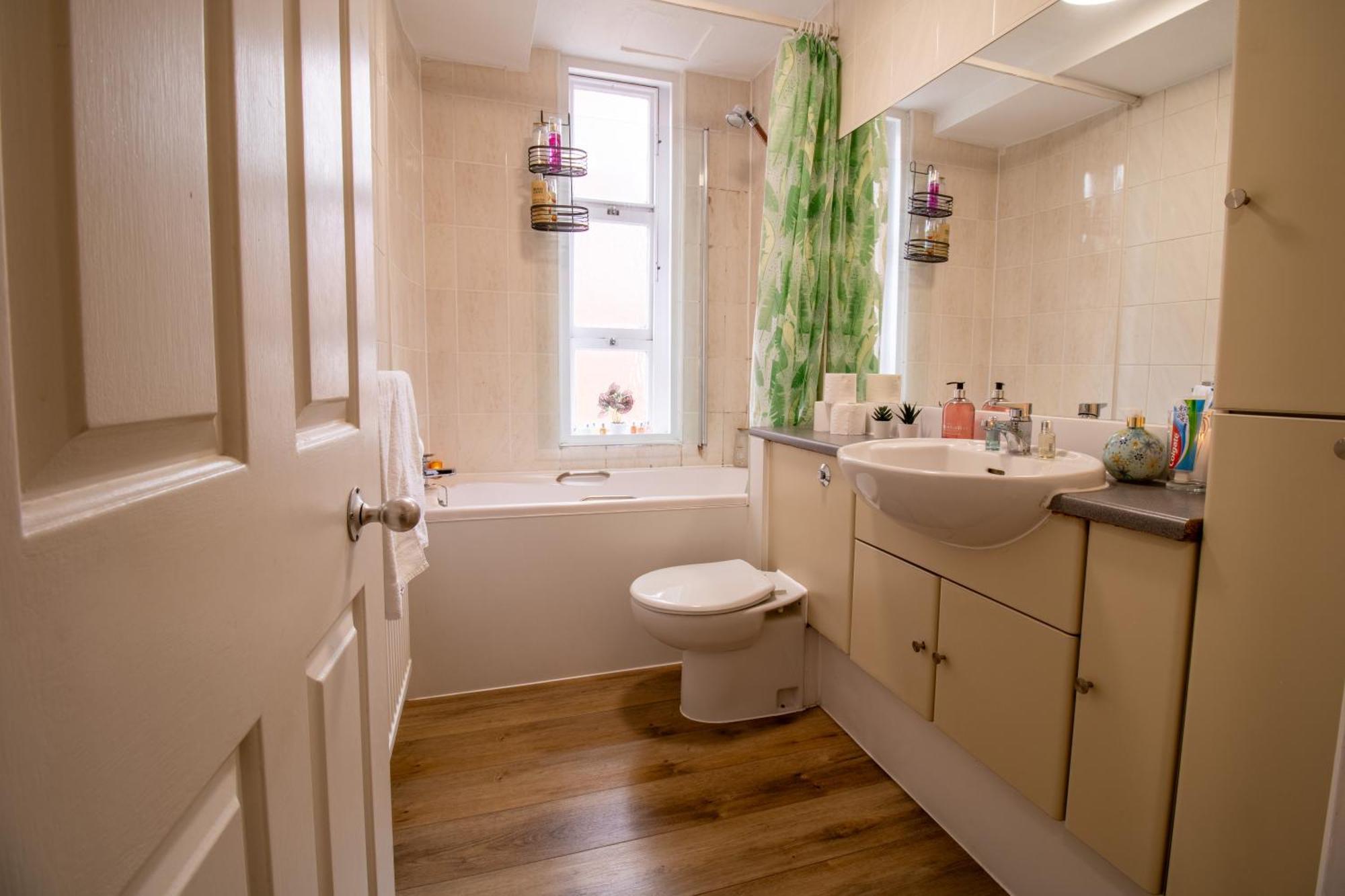 Cosy 2-Bedroom Apartment In Mayfair 8Cb - 4Th Floor No Elevator London Exterior photo