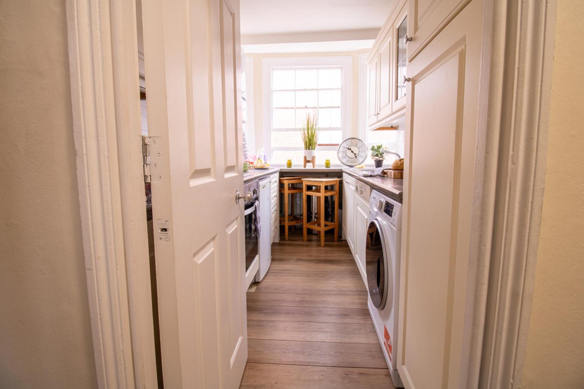Cosy 2-Bedroom Apartment In Mayfair 8Cb - 4Th Floor No Elevator London Exterior photo